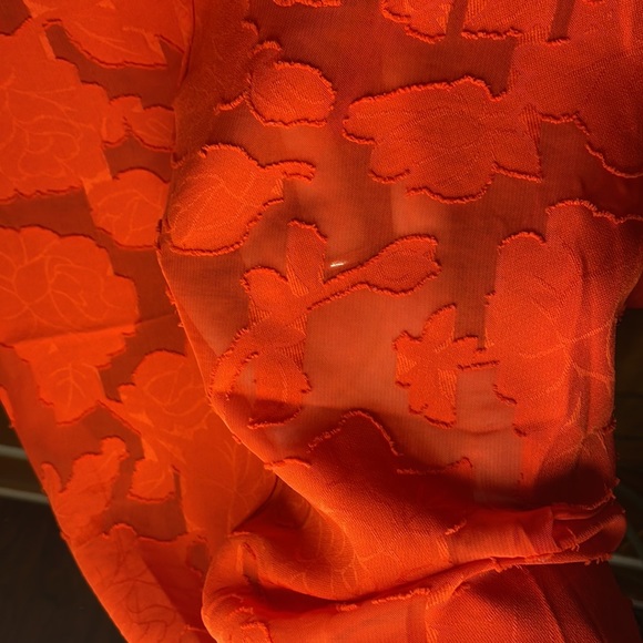 Dex red burnout twist-front top - Picture 3 of 4